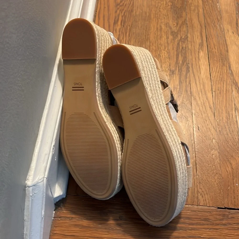 Tom's Willow Platform Sandal Honey Suede Beige size 7.5 - Picture 7 of 9